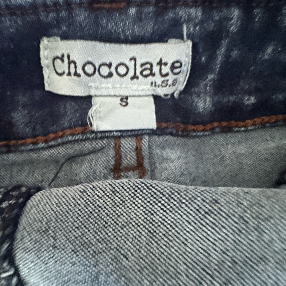 Chocolate Women's Distressed Jean Shorts Overalls - Picture 4 of 4